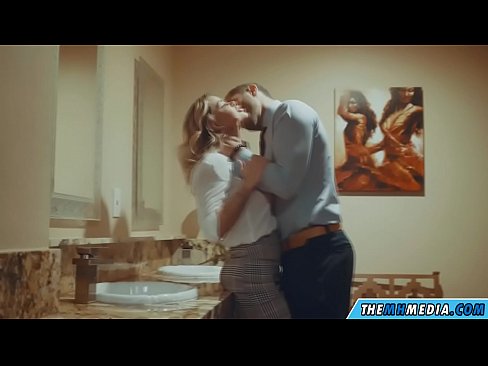❤️ Cum busty flava seducit in latrinae publicae ❌  ad nos la.pornoincest.ru